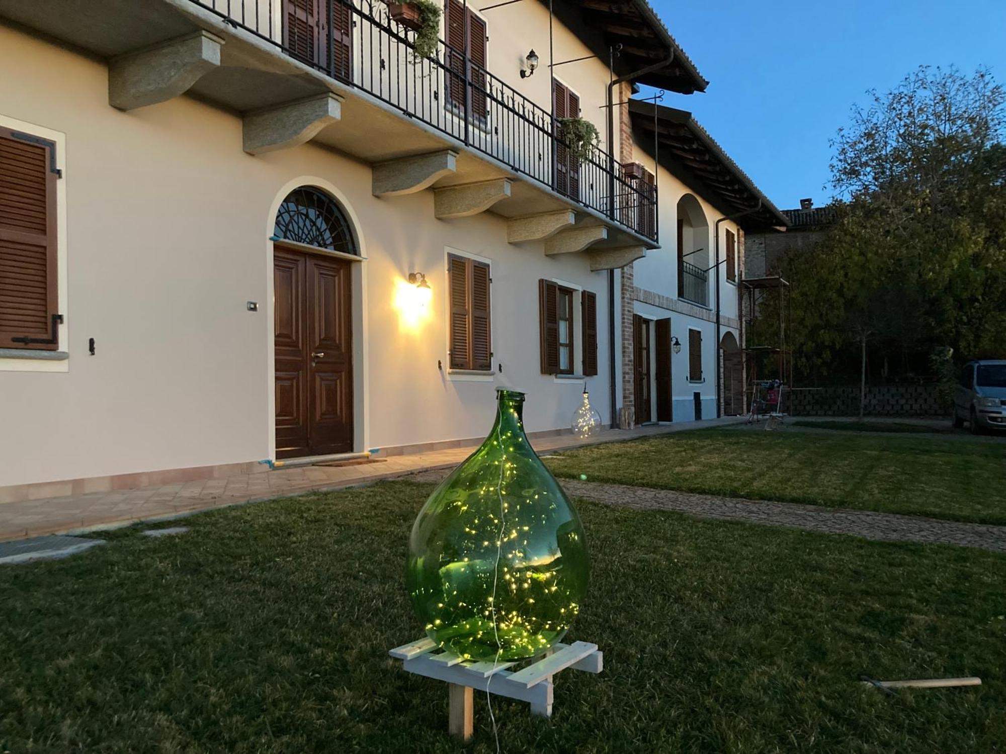 Casa Vacanze Martina Castagnole delle Lanze Exterior photo